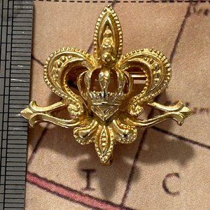Vintage Gold Tone Fleur De Lis Brooch Pin With Hook for Watch or Pendant